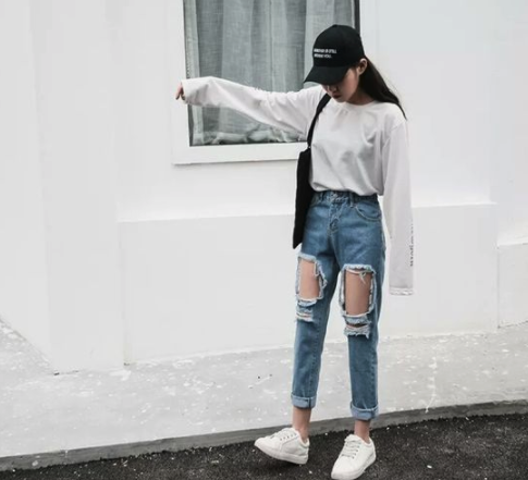 ripped_jean