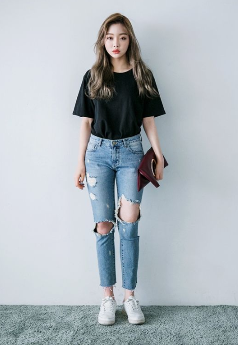 ripped_jean