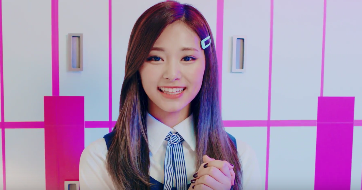 TWICESignalTzuyu