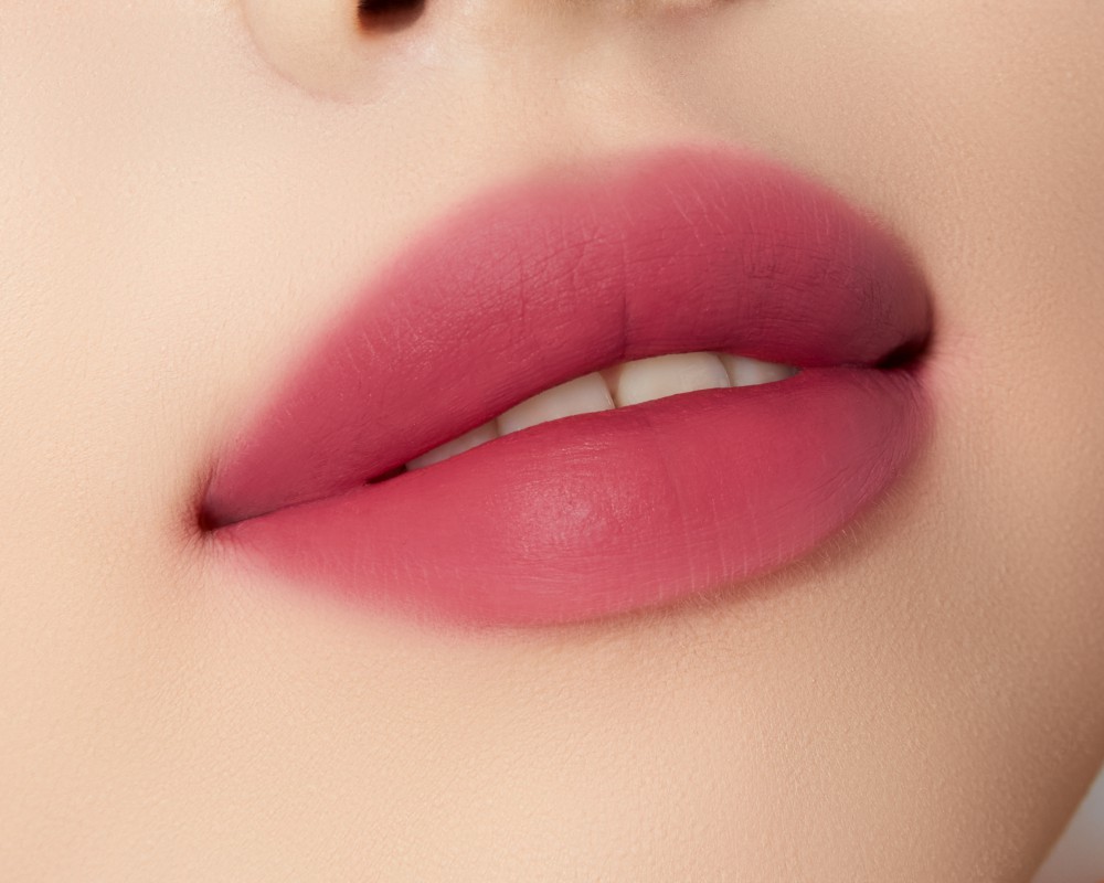 MAKE UP FOR EVER