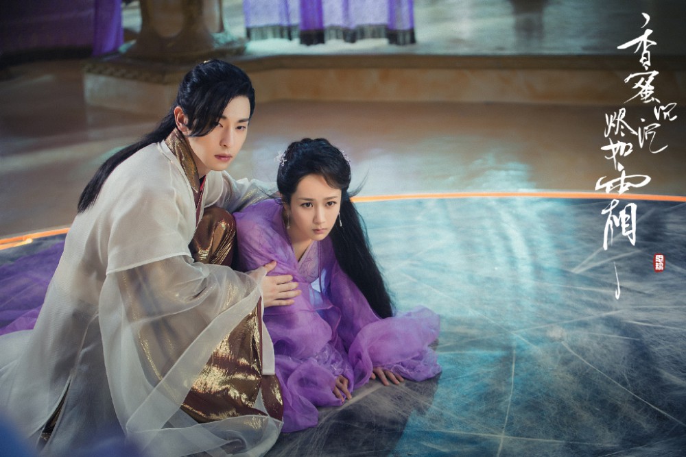 虐心高甜玄幻剧《香蜜沉沉烬如霜》掀追剧潮,邓伦化身天界凤凰谱千年
